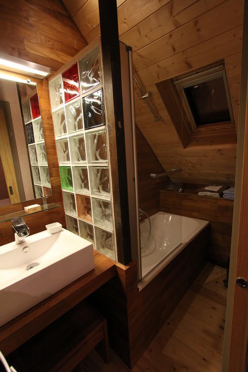 Le Magasin A Sel Bed & Breakfast Крозон Стая снимка